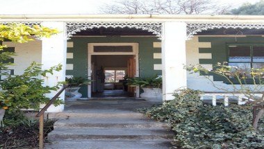 Green Acorn Guest House