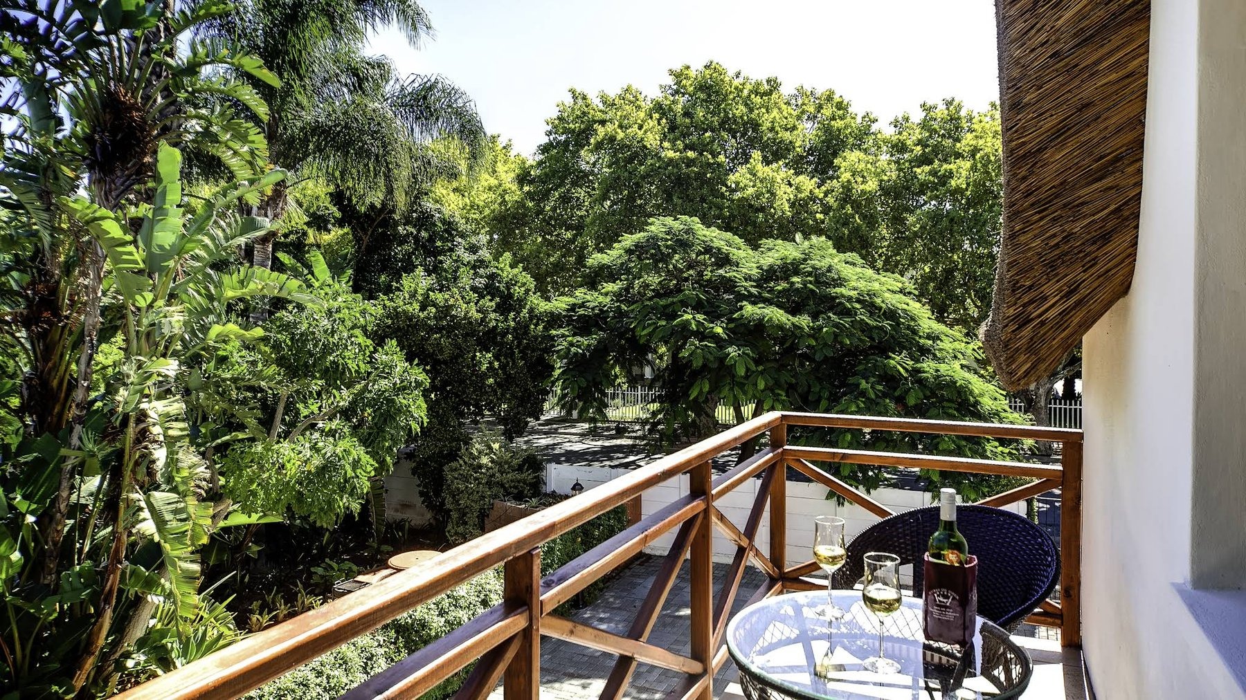 GuBas De Hoek meet eat sleep — photo 2