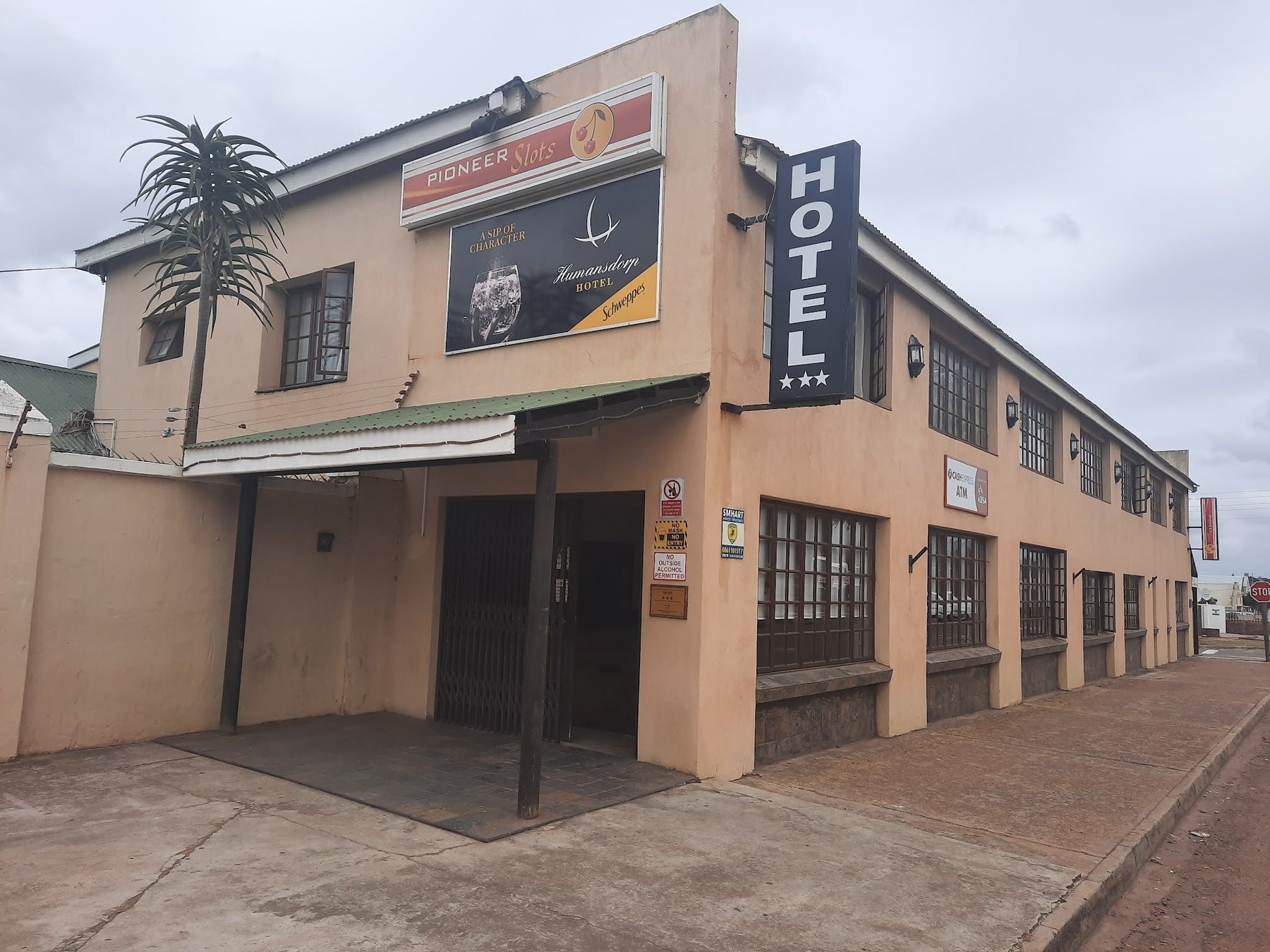 Humansdorp Hotel — photo 2