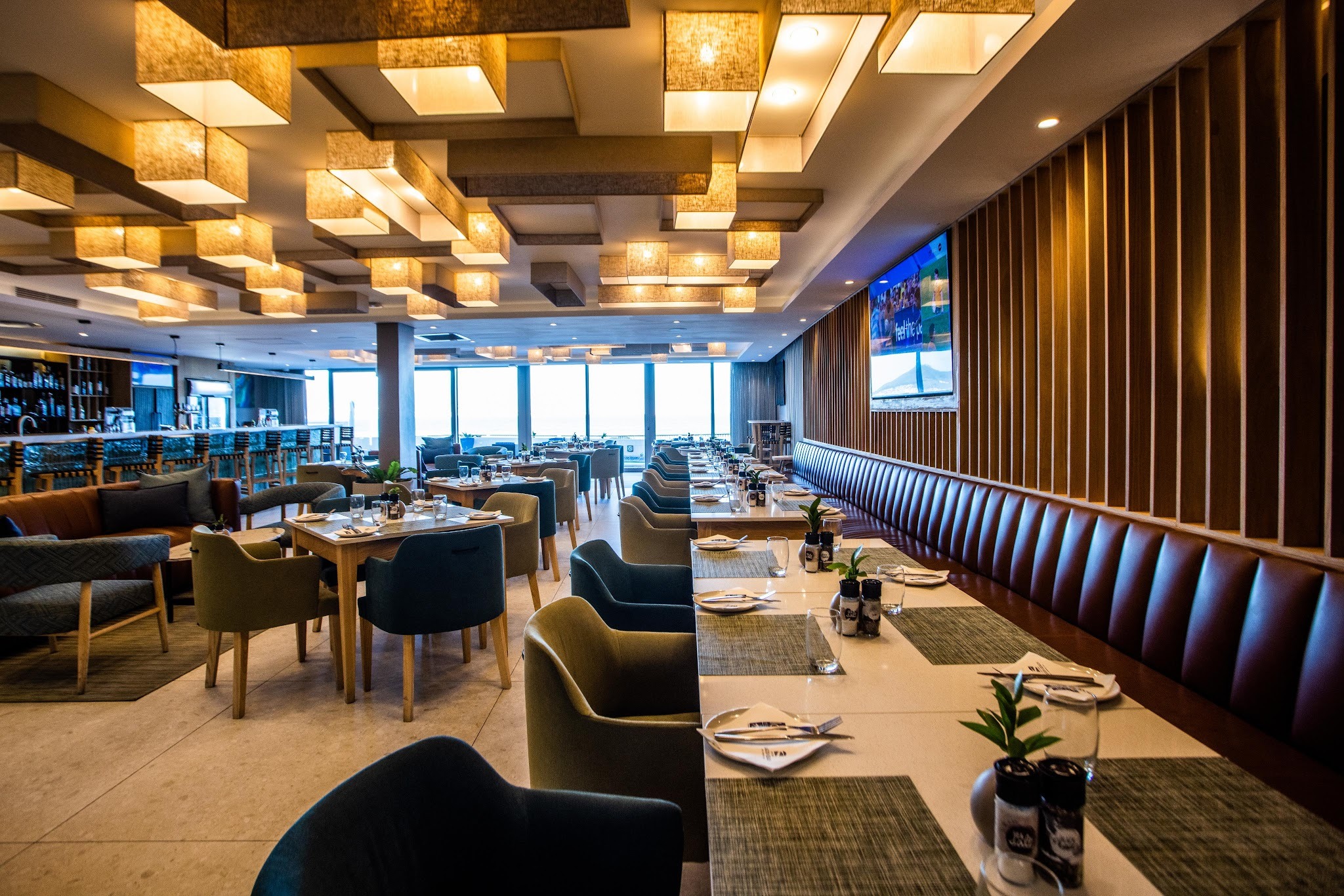 Lagoon Beach Hotel & Spa — photo 2