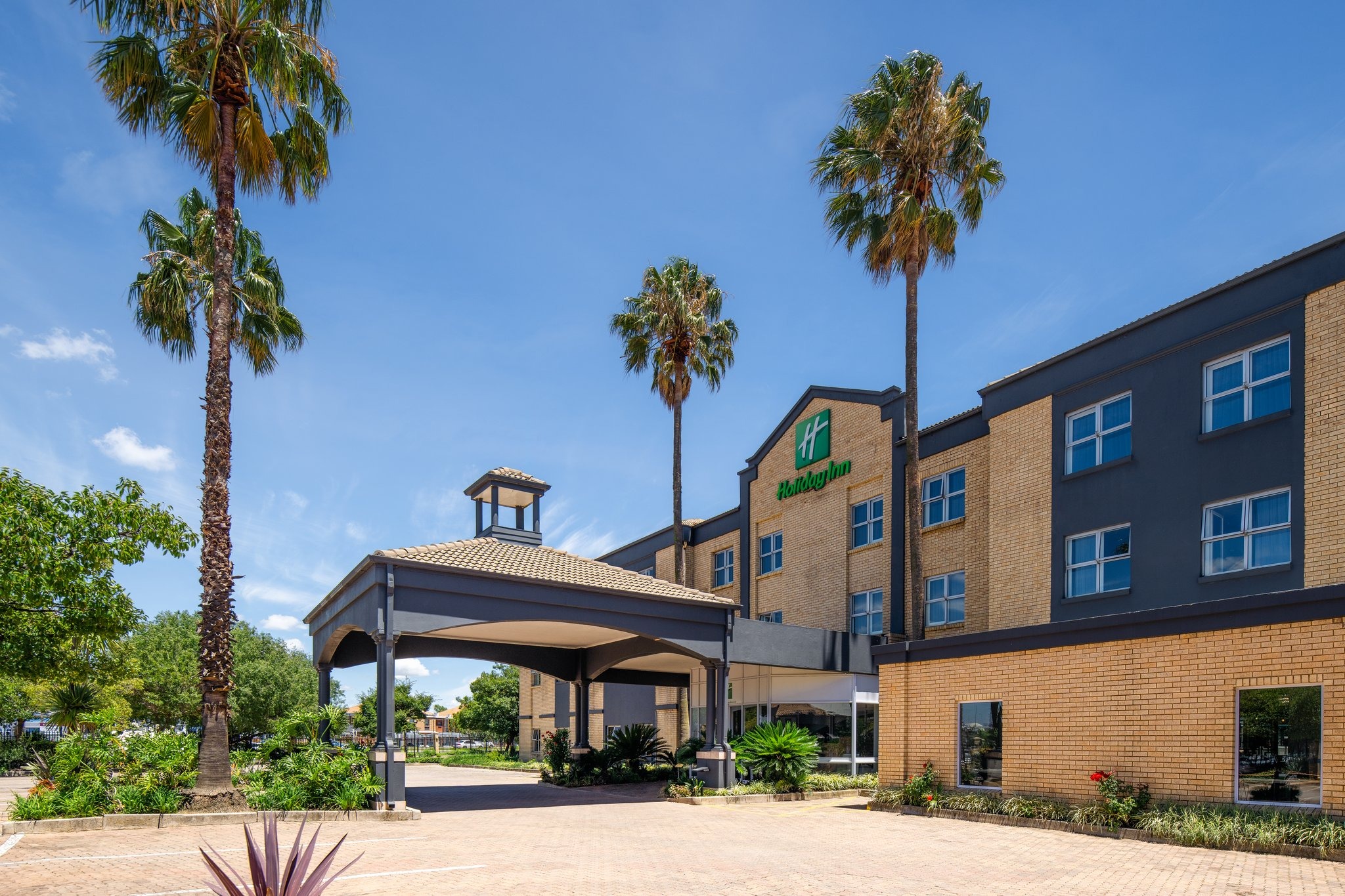 Leshiba Lavish Suites — photo 2