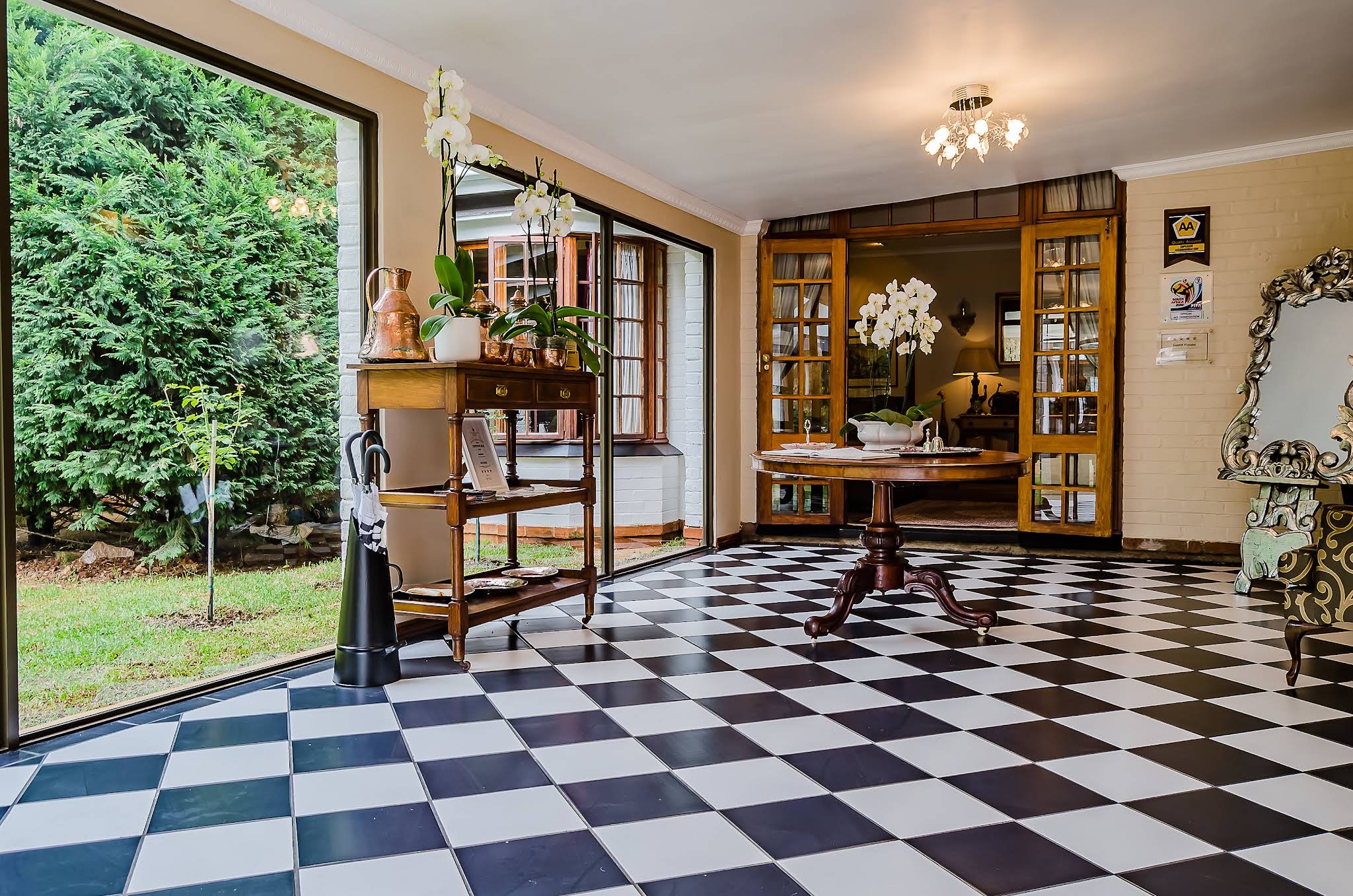 Loxley House Luxury Guest House — photo 2