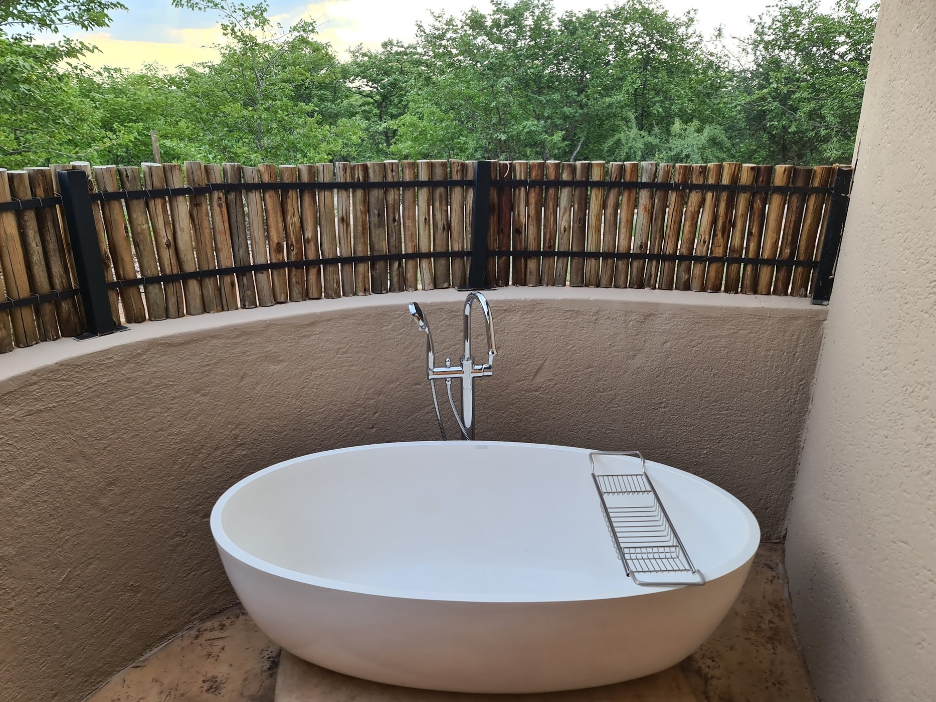 Mopane Bush Lodge — photo 3