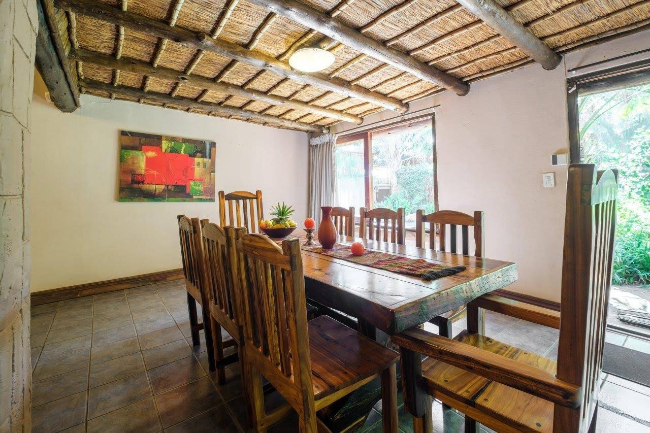 Motozi Lodge — photo 4