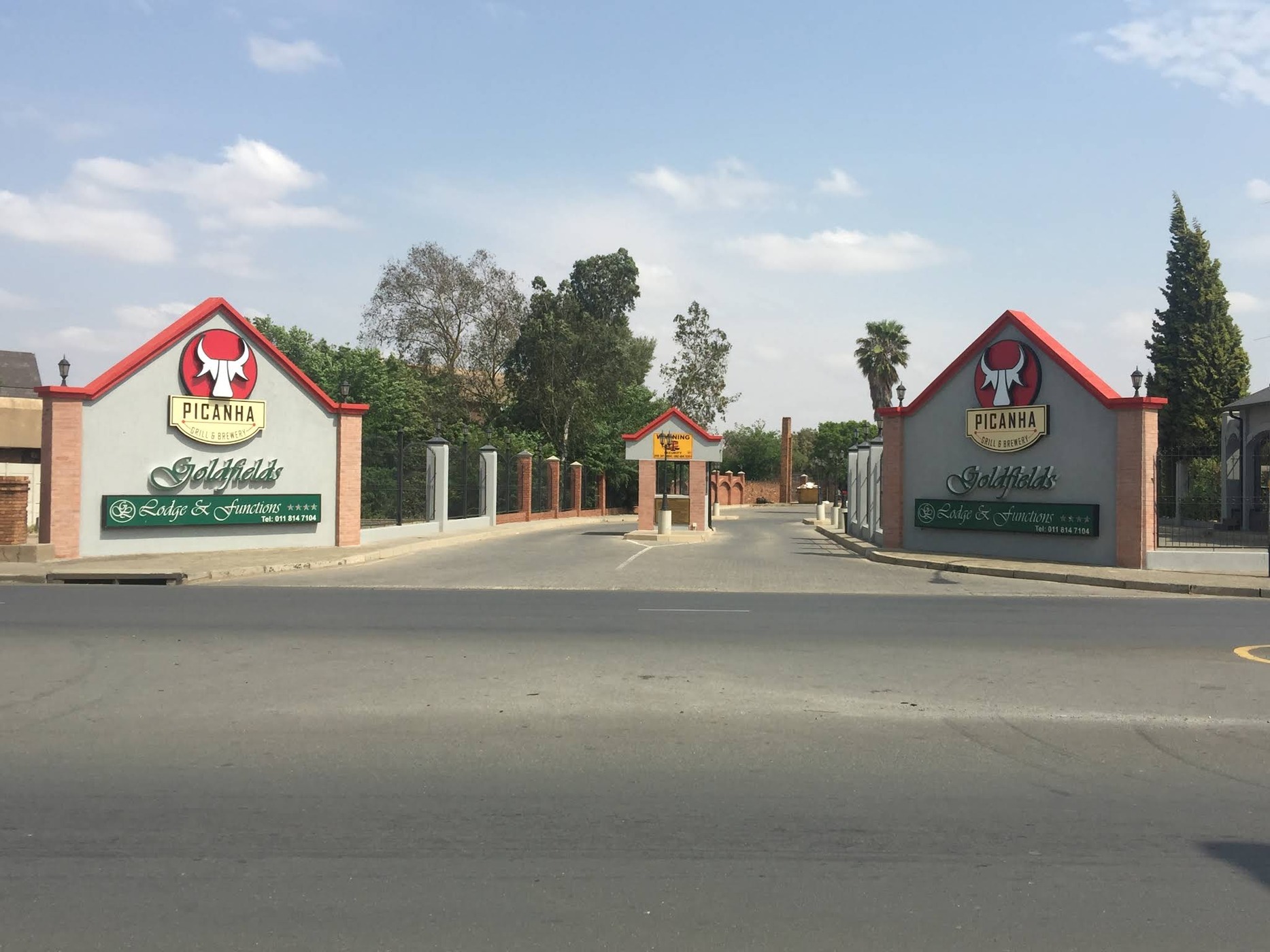 Nigel Goldfields Lodge and Conference Centre in Nigel - Conference Venue that consists of 3 separate rooms can seat from 10 up to 200 people in any seating style required.....          Filos Conference Venue - We have a restaurant on site and available for your convenience which is fully equipped to meet all your delegates’ needs.       We provide complete conference packages, half day and full day ..                   Randburg Towers Hotel — photo 3