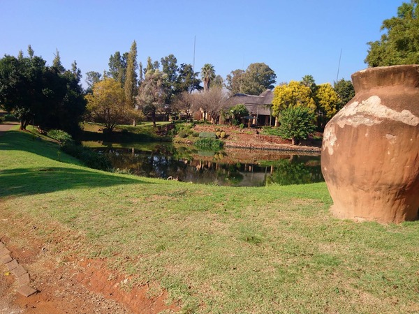 Nt'Shonalanga Valley