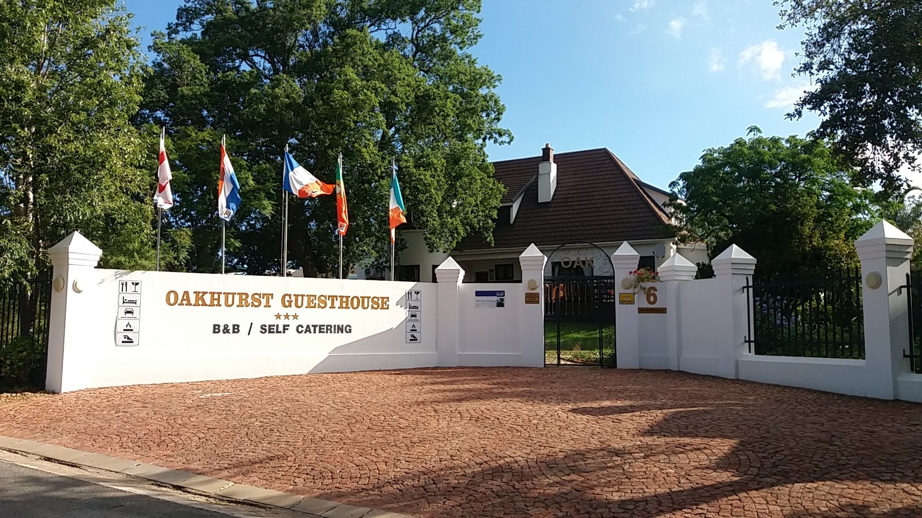 Oakhurst Guest House — photo 2