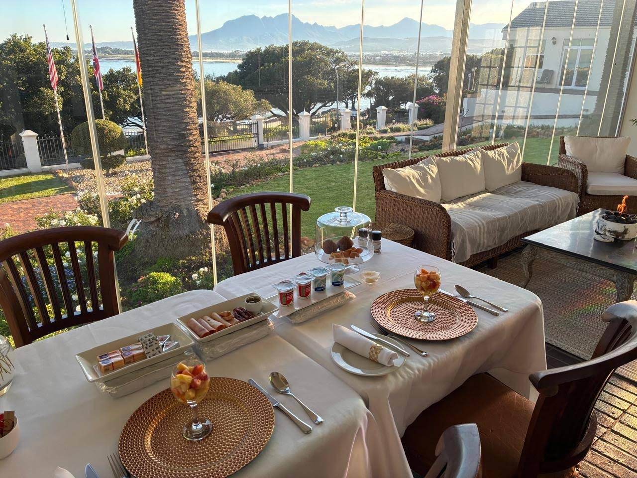 Ocean Breeze Hotel — photo 4