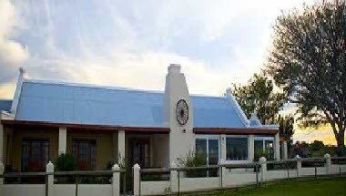 Oyster Bay Lodge