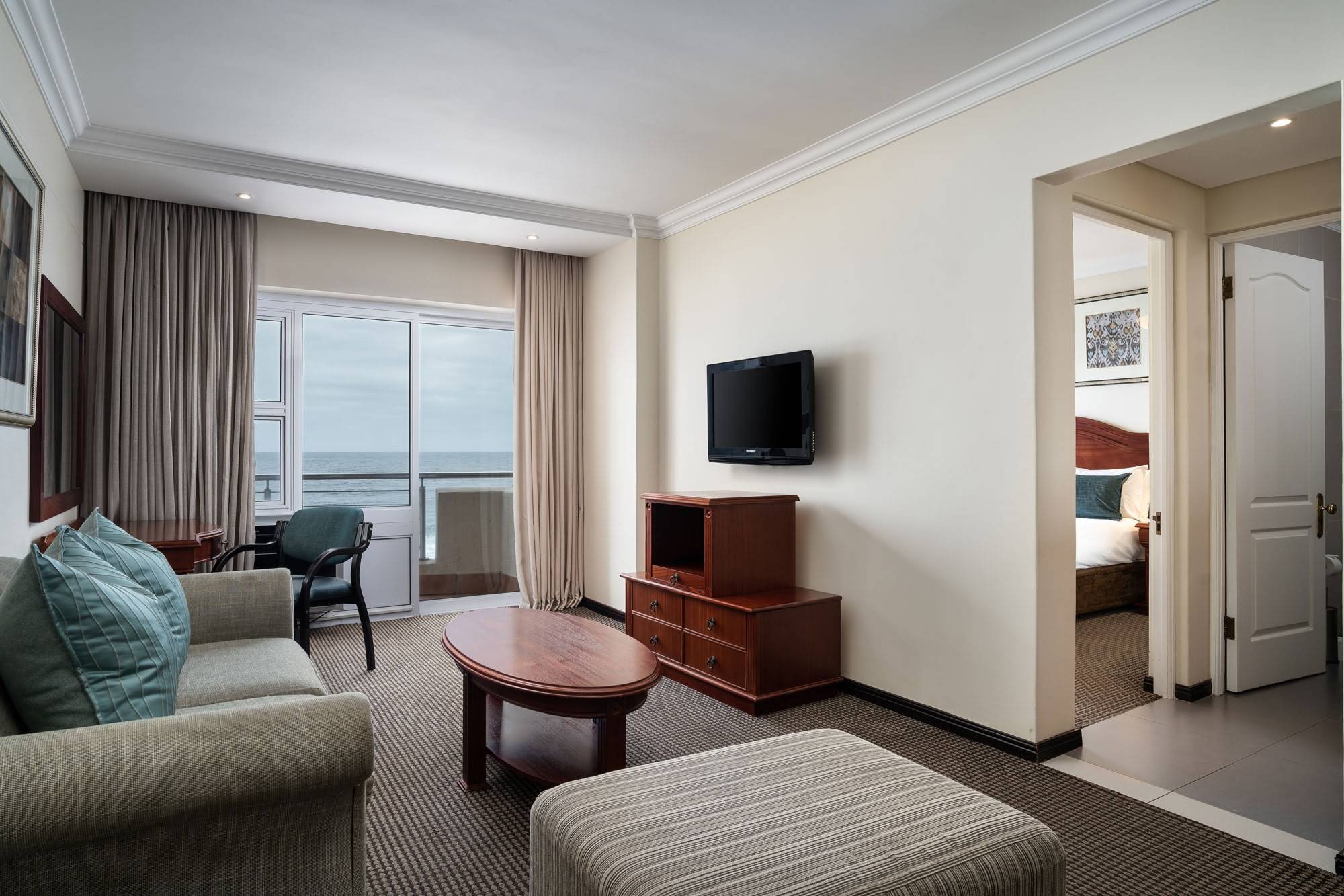 Premier Hotel Regent East London — photo 4