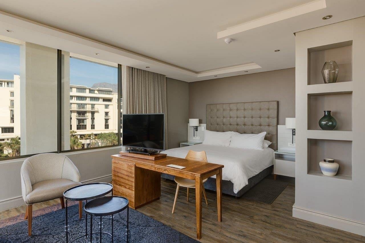 Protea Hotel By Marriott Cape Town Breakwater Lodge — photo 3