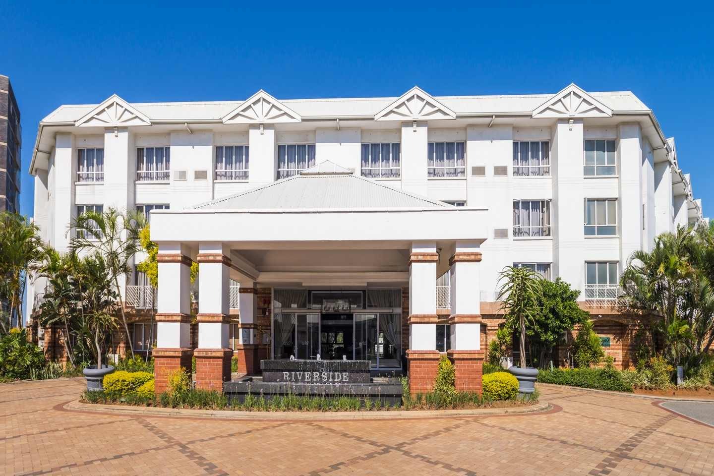 The Riverside Hotel — photo 2