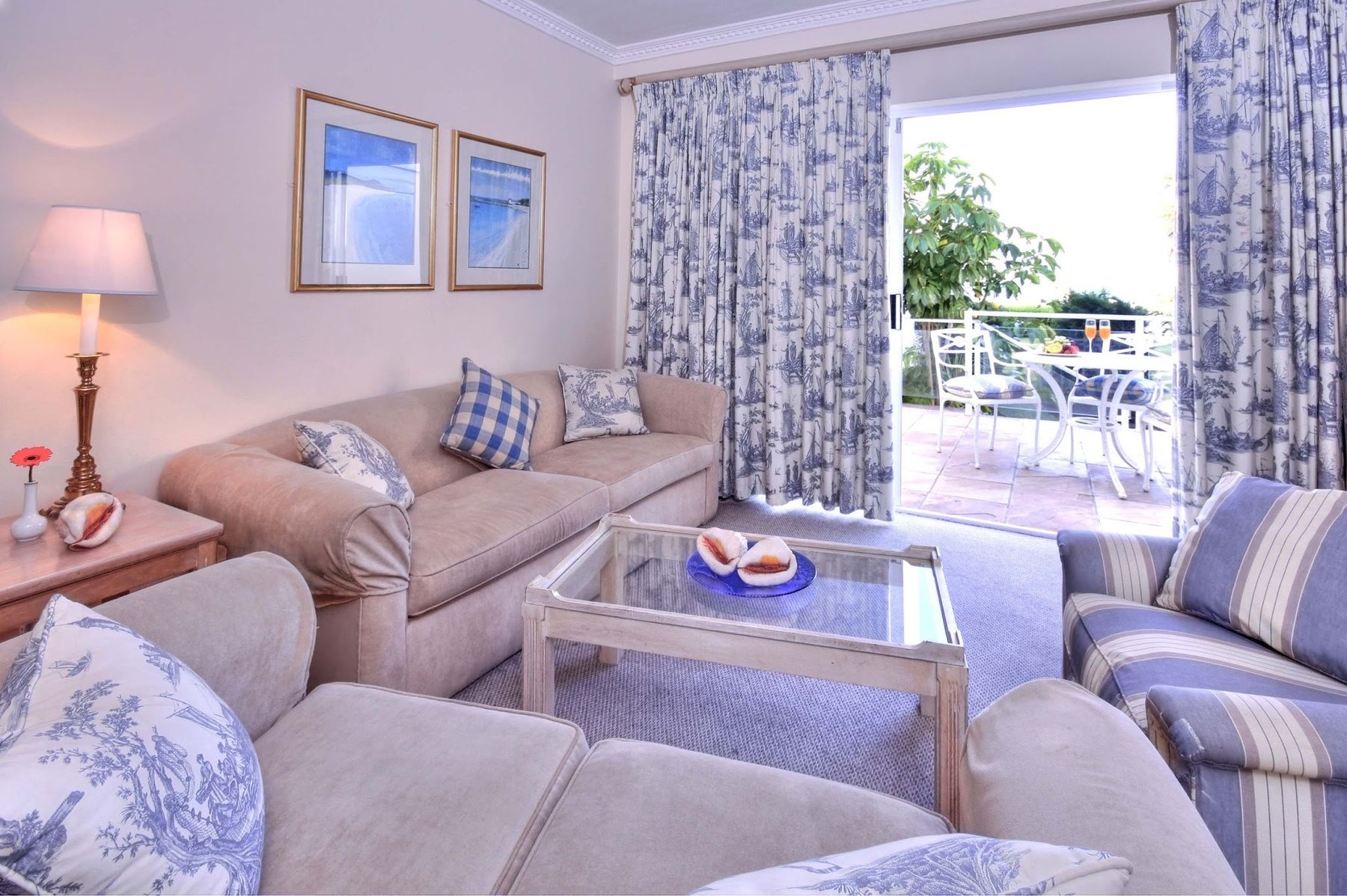 The Beach Hotel — photo 3