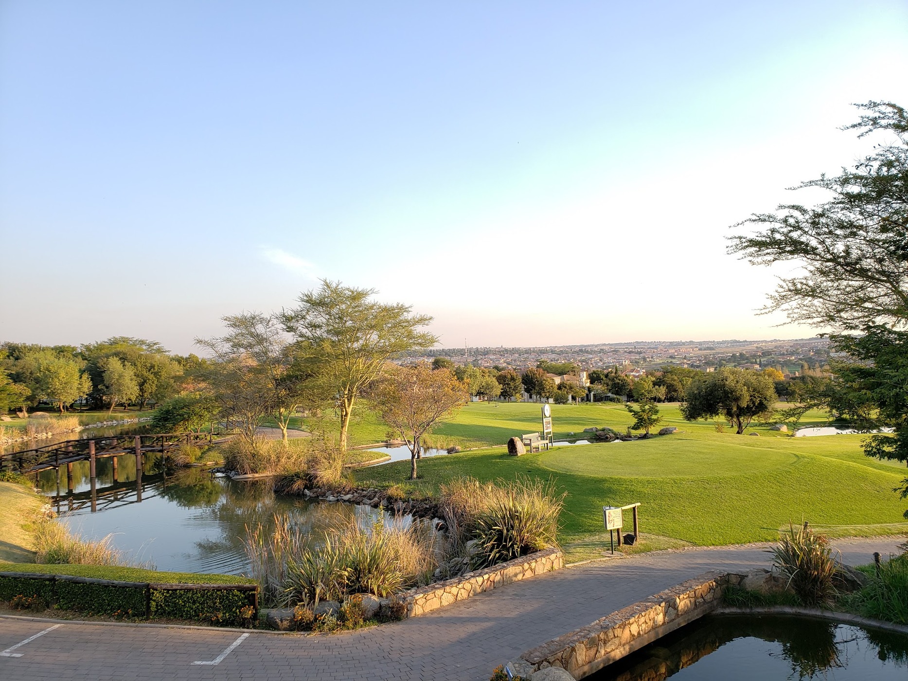 The Butlers Caterers @ Blue Valley Golf Estate — photo 5