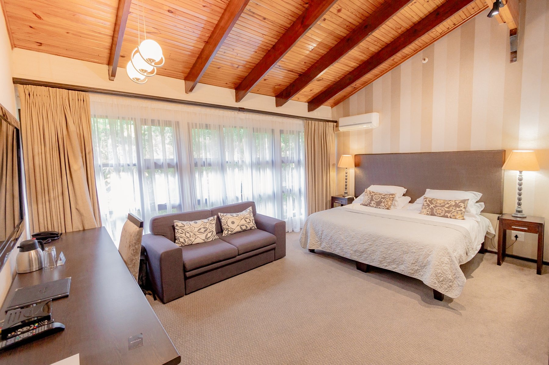 The Kelway Hotel — photo 3