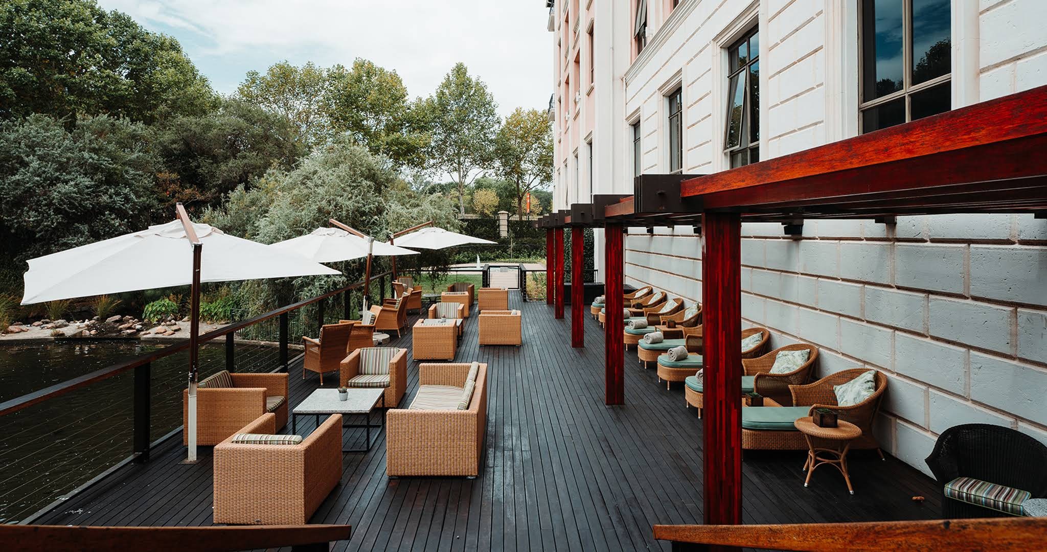 The Pivot Hotel — photo 4