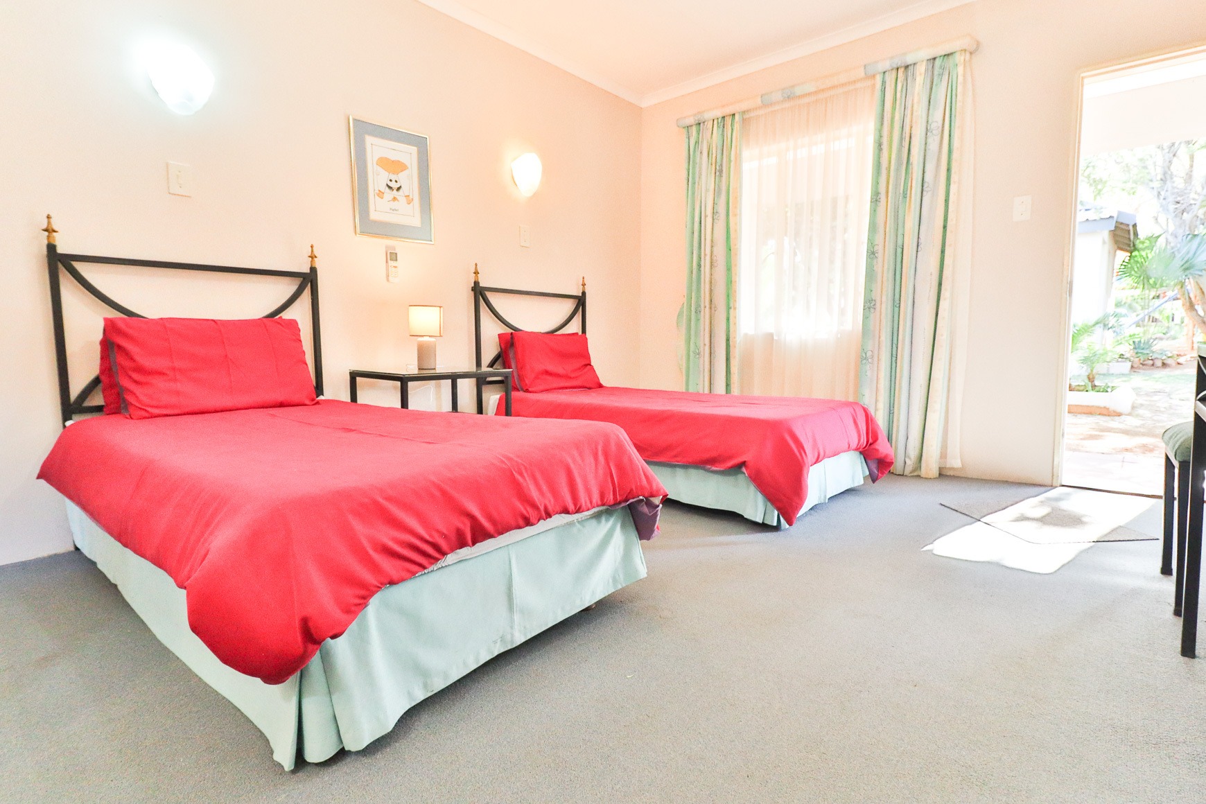 Standard twin room with garden access at Thuto Centre, Bela-Bela