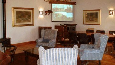 Traduire Guest Lodge and Conference Lounge