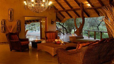 Tuningi Safari Lodge