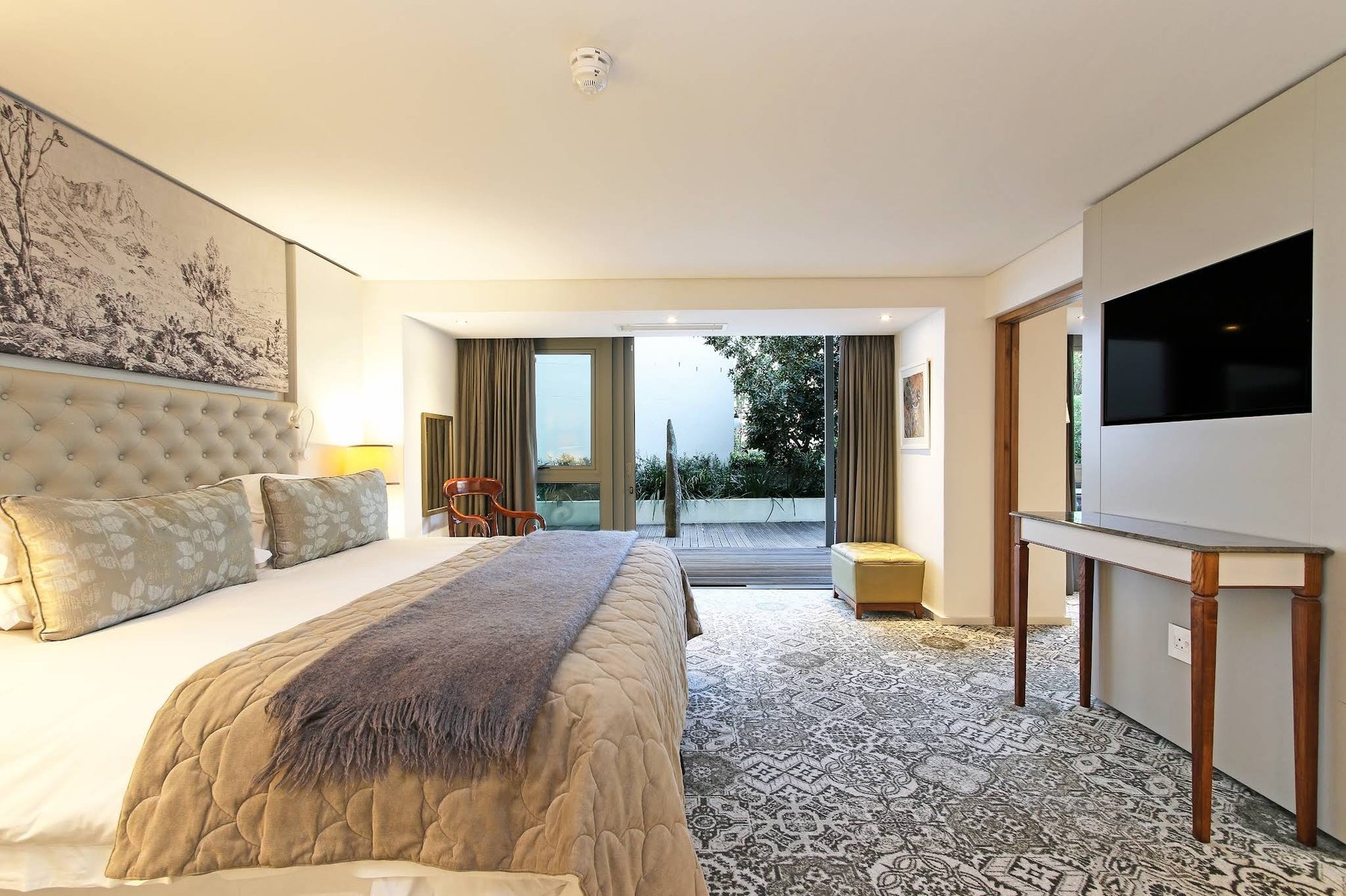 Vineyard Hotel Conference — photo 5